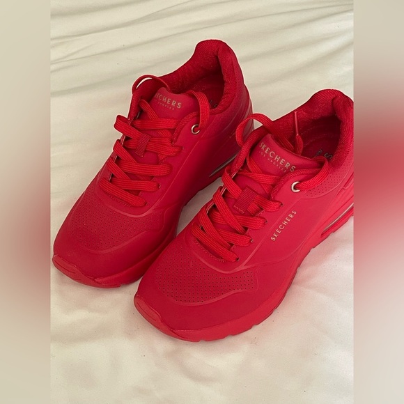 Skechers Red Chunky Sneakers with Mesh Upper - Picture 1 of 6